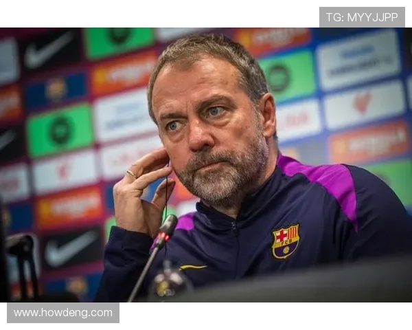 弗里克几天前发布会咳嗽记者送糖果，今日他带了一包糖果回谢